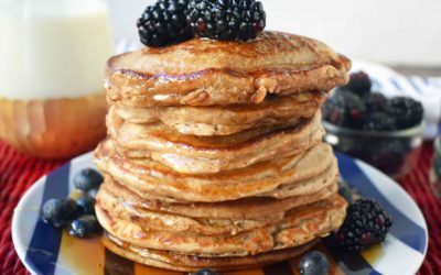 Banana Oatmeal Pancakes